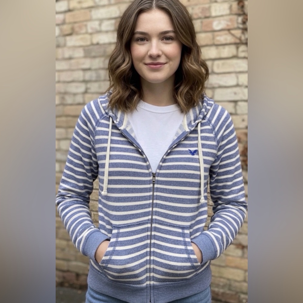 136. American Eagle Outfitters Striped Lightweight Jacket | Large